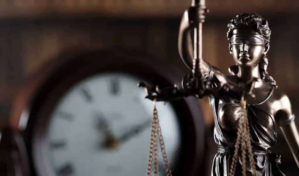 Lady Justice sculpture representing independent expert testimony